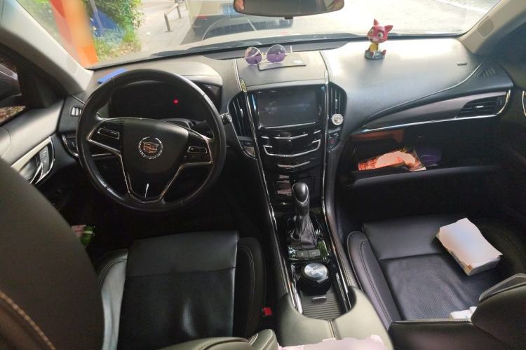 Used Cadillac ATS-L 2014 25T Comfort Model Center Console