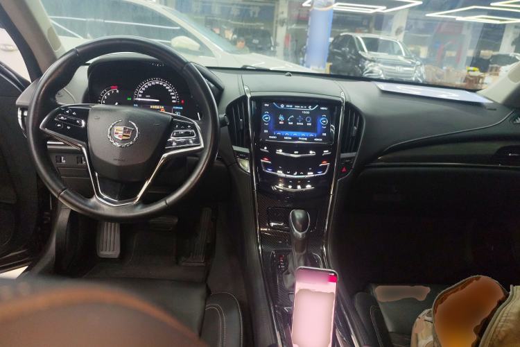 Used Cadillac ATS-L 2014 25T Comfort Model Center Console
