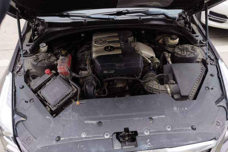 Used Cadillac ATS-L 2014 25T Comfort Model Engine Bay