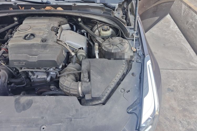 Used Cadillac ATS-L 2014 25T Comfort Model Engine Bay Left