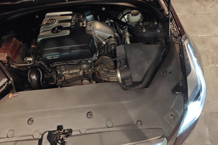 Used Cadillac ATS-L 2014 25T Comfort Model Engine Bay Left