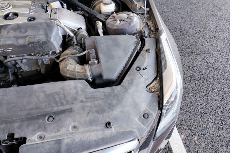 Used Cadillac ATS-L 2014 25T Fashion Edition Engine Bay Left