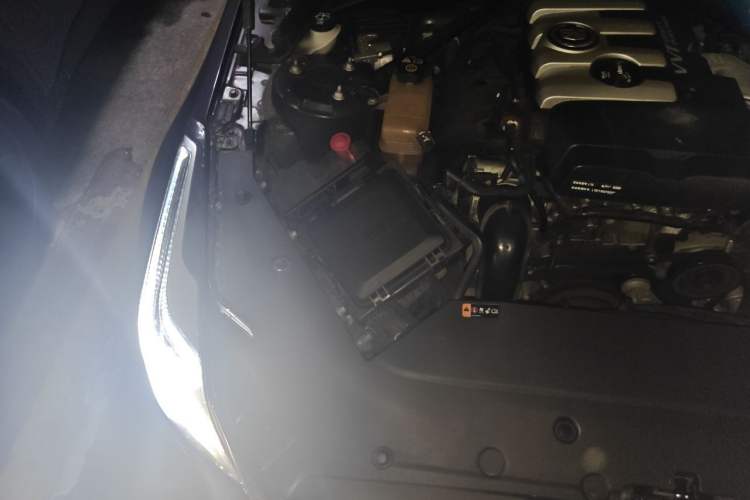 Used Cadillac ATS-L 2014 25T Comfort Model Engine Bay Right