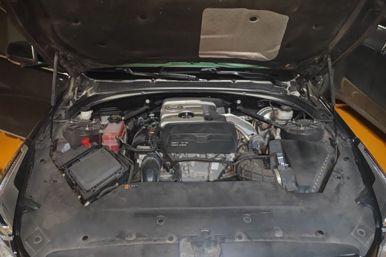 Used Cadillac ATS-L 2014 28T Elite Edition Engine Bay