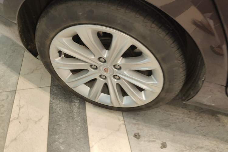 Used Cadillac ATS-L 2014 25T Comfort Model Exterior 5