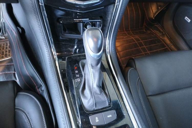 Used Cadillac ATS-L 2014 25T Fashion Edition Gear Lever