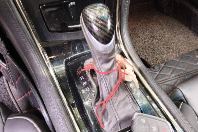 Used Cadillac ATS-L 2014 25T Comfort Model Gear Lever