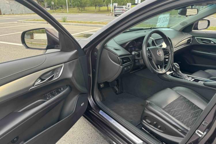 Used Cadillac ATS-L 2014 25T Comfort Model Interior 1