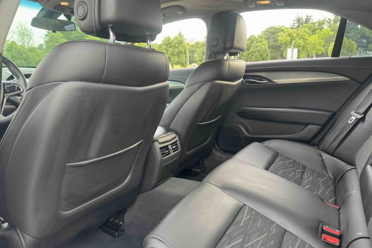 Used Cadillac ATS-L 2014 25T Comfort Model Interior 5