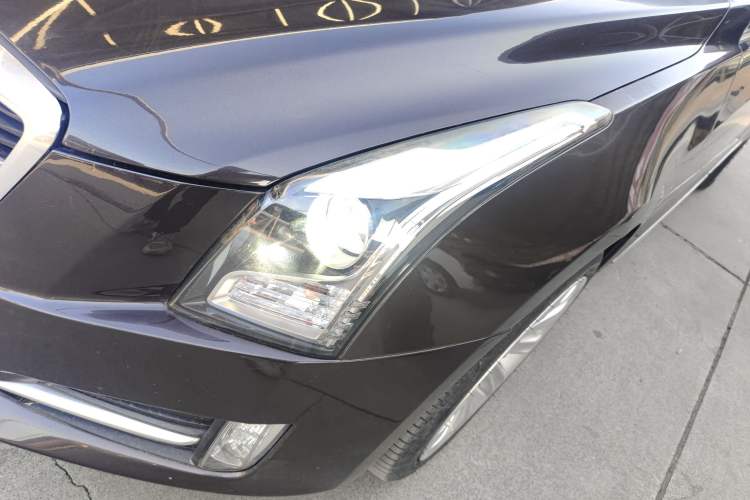 Used Cadillac ATS-L 2014 25T Comfort Model Left Front Headlight