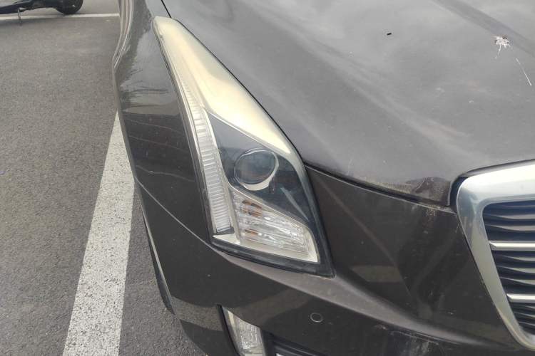 Used Cadillac ATS-L 2014 25T Comfort Model Right Front Headlight