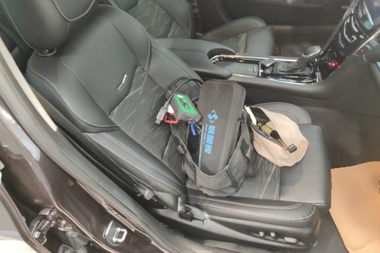 Used Cadillac ATS-L 2014 25T Comfort Model Right Front Seat