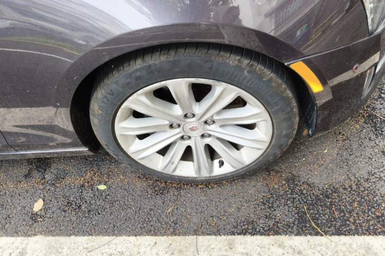 Used Cadillac ATS-L 2014 25T Comfort Model Right Front Wheel Hub