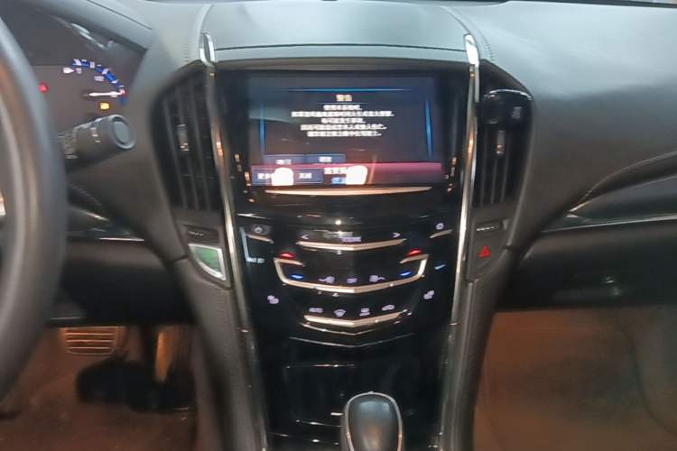 Used Cadillac ATS-L 2014 25T Comfort Model Audio And AC Panel