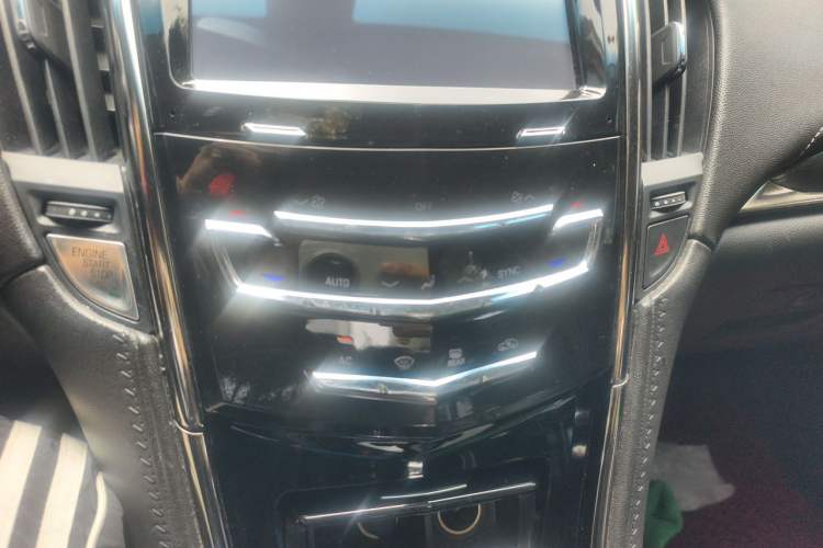 Used Cadillac ATS-L 2014 25T Comfort Model Audio And AC Panel