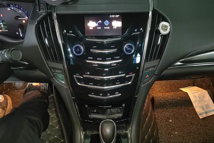 Used Cadillac ATS-L 2014 25T Comfort Model Audio And AC Panel