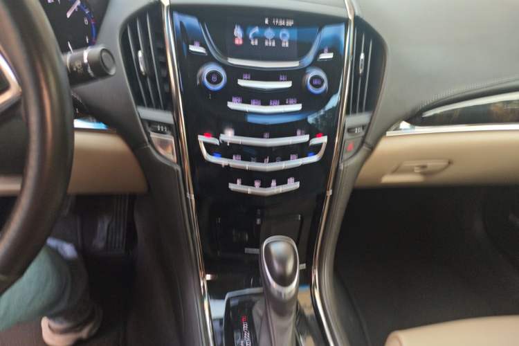 Used Cadillac ATS-L 2014 25T Fashion Edition Audio And AC Panel