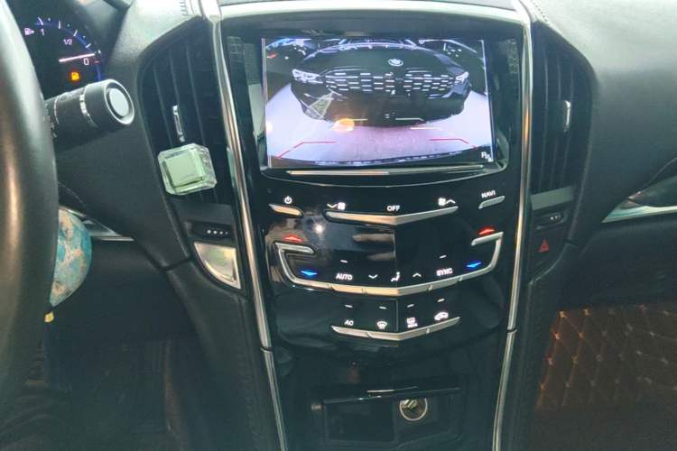 Used Cadillac ATS-L 2014 25T Comfort Model Audio And AC Panel