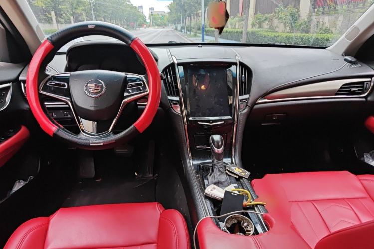 Used Cadillac ATS-L 2014 25T Comfort Model Center Console