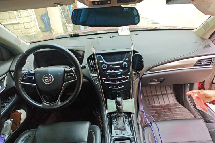 Used Cadillac ATS-L 2014 25T Comfort Model Center Console