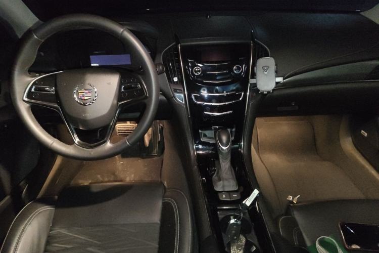Used Cadillac ATS-L 2014 25T Comfort Model Center Console