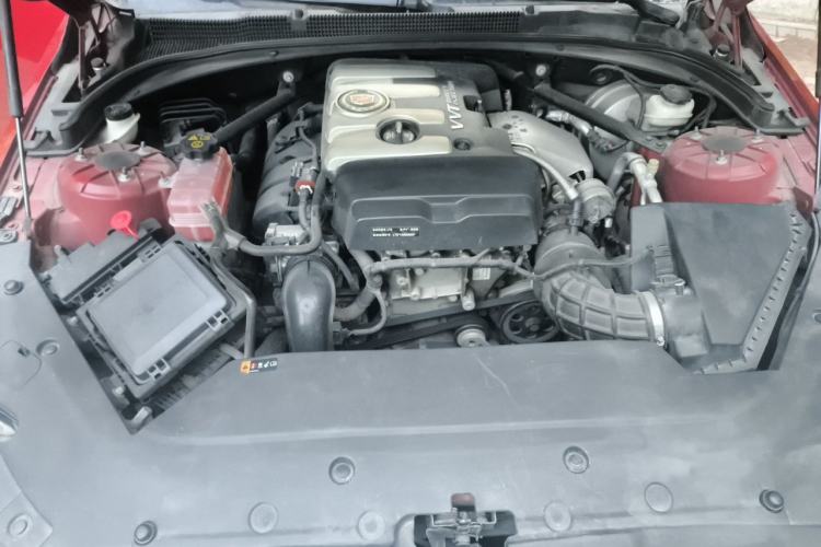 Used Cadillac ATS-L 2014 25T Comfort Model Engine Bay
