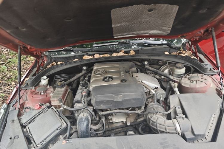 Used Cadillac ATS-L 2014 25T Comfort Model Engine Bay