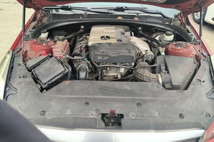 Used Cadillac ATS-L 2014 25T Comfort Model Engine Bay
