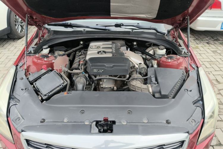 Used Cadillac ATS-L 2014 28T Elite Edition Engine Bay