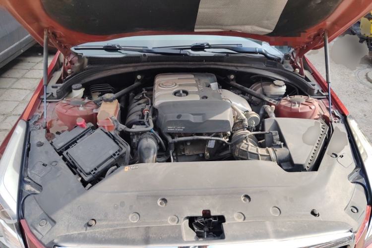 Used Cadillac ATS-L 2014 28T Elite Edition Engine Bay