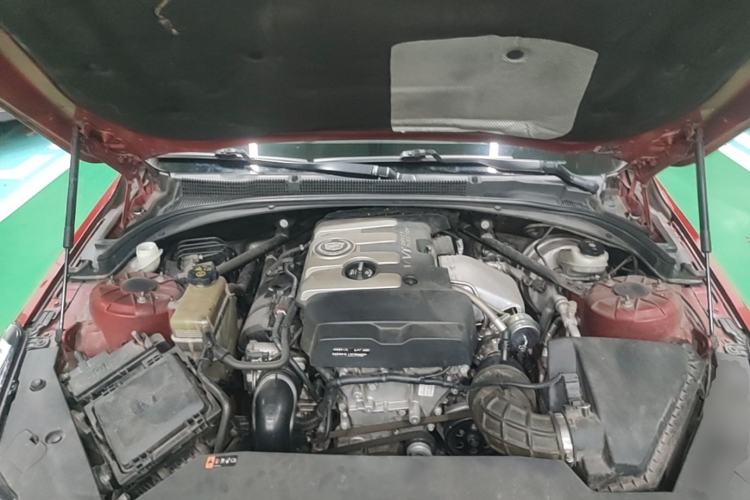Used Cadillac ATS-L 2014 25T Comfort Model Engine Bay