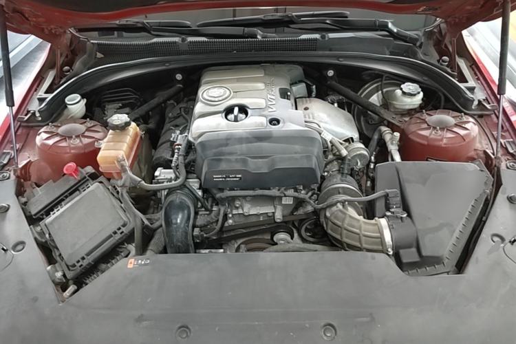 Used Cadillac ATS-L 2014 25T Comfort Model Engine Bay