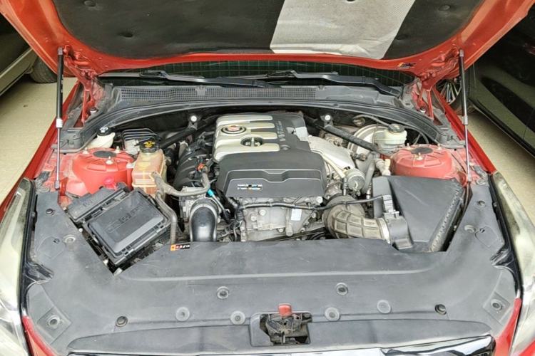 Used Cadillac ATS-L 2014 25T Comfort Model Engine Bay