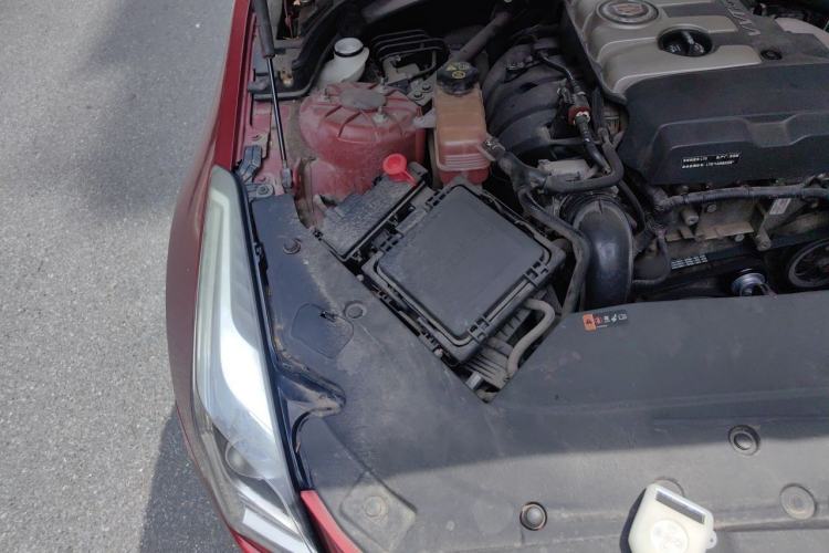 Used Cadillac ATS-L 2014 25T Comfort Model Engine Bay Right