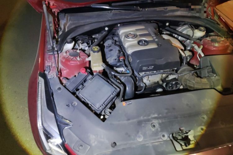 Used Cadillac ATS-L 2014 28T Leading Model Engine Bay Right