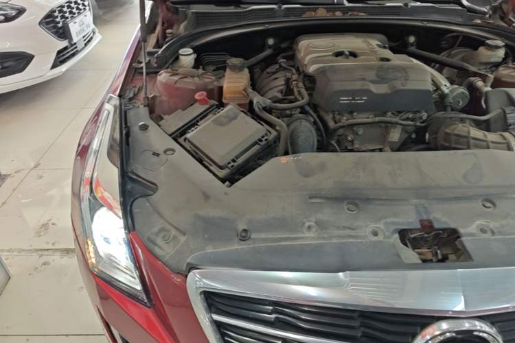 Used Cadillac ATS-L 2014 25T Comfort Model Engine Bay Right