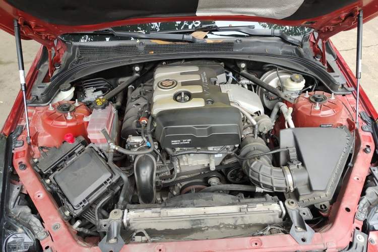 Used Cadillac ATS-L 2014 25T Comfort Model Engine Bay