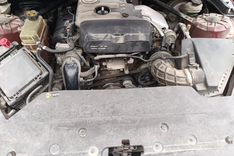 Used Cadillac ATS-L 2014 25T Comfort Model Engine Bay