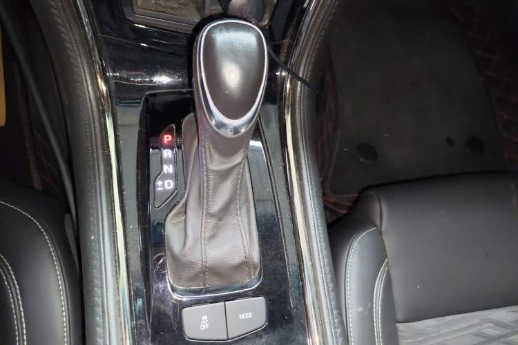 Used Cadillac ATS-L 2014 25T Comfort Model Gear Lever