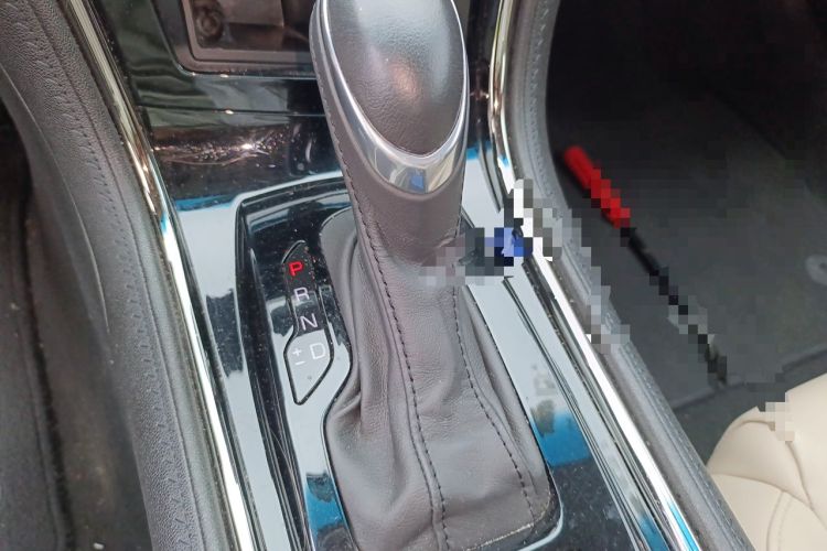 Used Cadillac ATS-L 2014 25T Comfort Model Gear Lever
