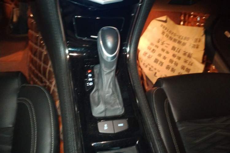 Used Cadillac ATS-L 2014 25T Comfort Model Gear Lever