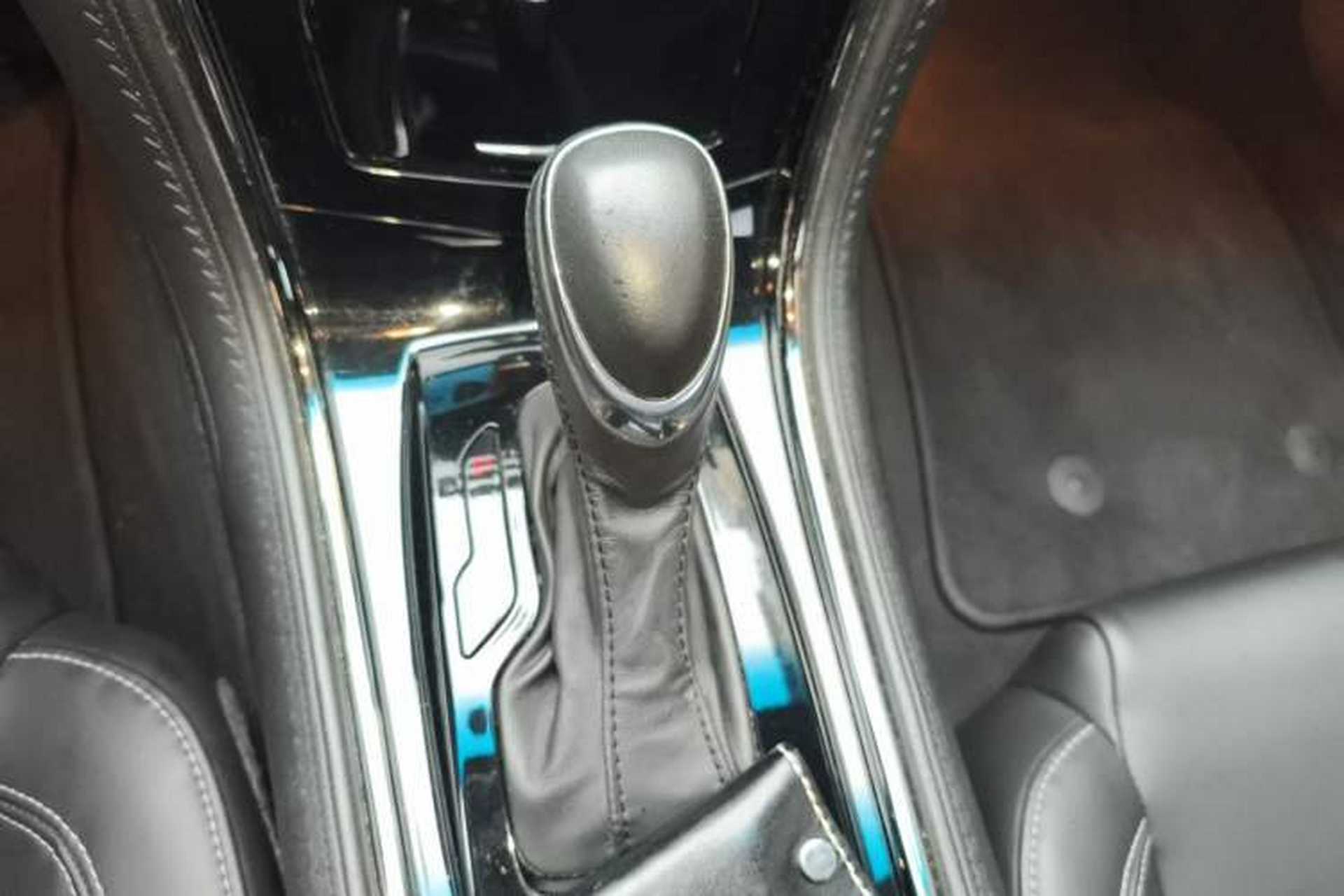 Used Cadillac ATS-L 2014 25T Comfort Model Gear Lever