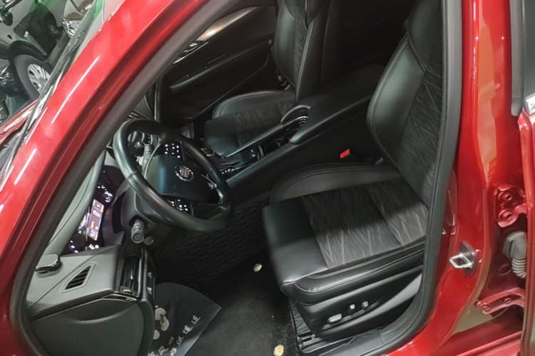 Used Cadillac ATS-L 2014 25T Comfort Model Left Front Seat