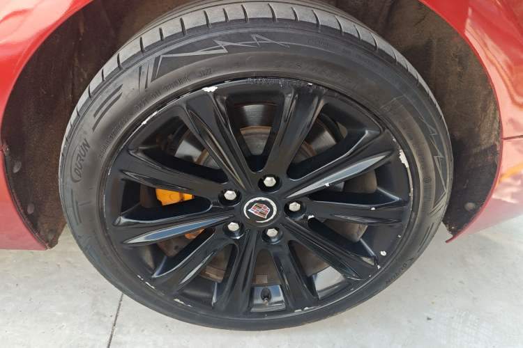Used Cadillac ATS-L 2014 25T Comfort Model Left Front Wheel Hub