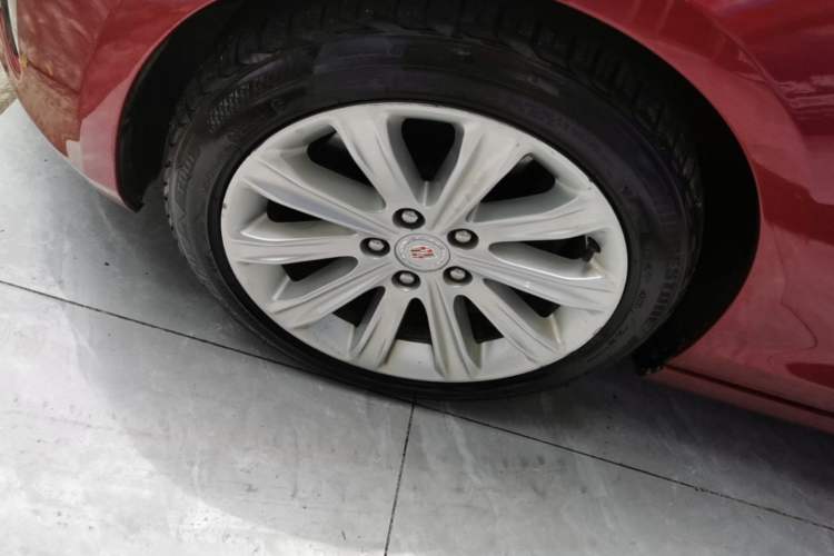 Used Cadillac ATS-L 2014 28T Elite Edition Left Front Wheel Hub