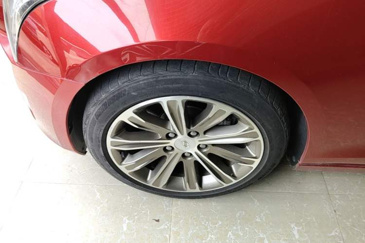 Used Cadillac ATS-L 2014 25T Comfort Model Left Front Wheel Hub