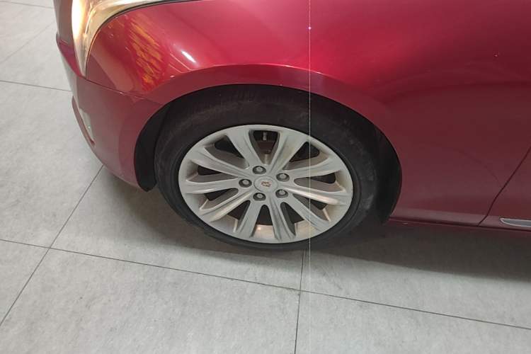 Used Cadillac ATS-L 2014 25T Comfort Model Left Front Wheel Hub