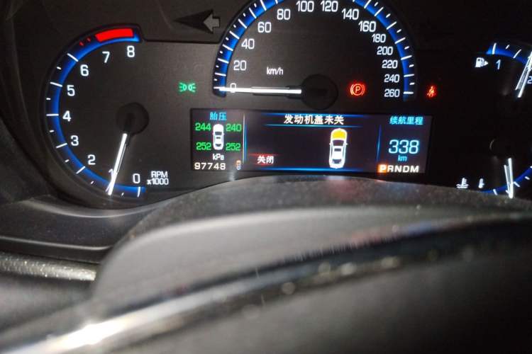 Used Cadillac ATS-L 2014 25T Comfort Model Odometer Close Up