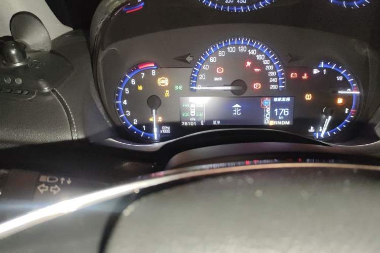Used Cadillac ATS-L 2014 25T Comfort Model Odometer Close Up