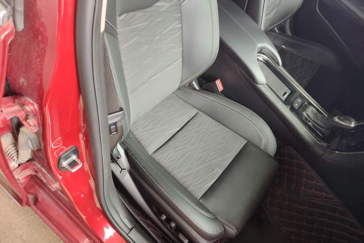 Used Cadillac ATS-L 2014 25T Comfort Model Right Front Seat